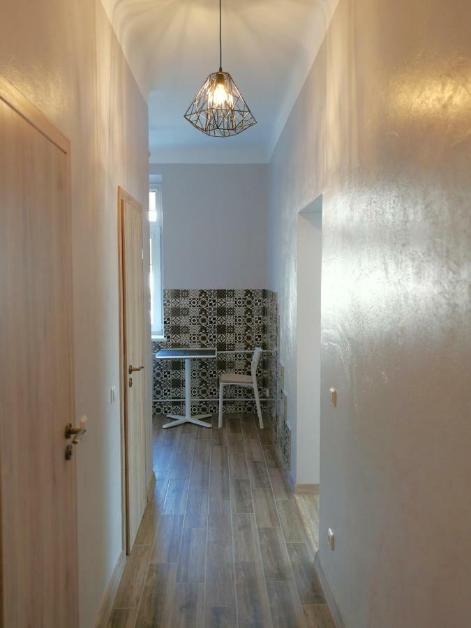 Siauliai Central Spot Apartment Ngoại thất bức ảnh